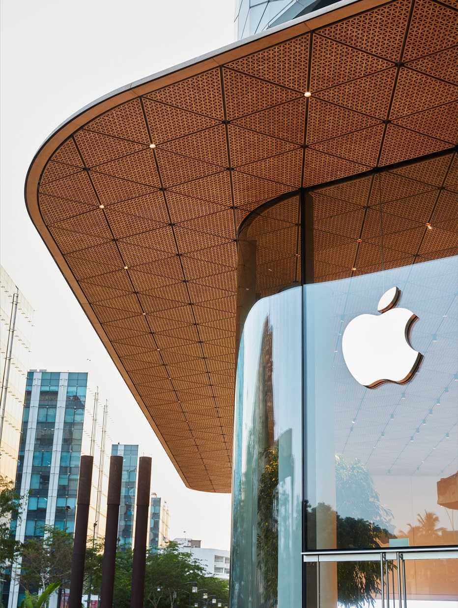 apple-s-1st-official-store-in-mumbai-everything-you-need-to-know